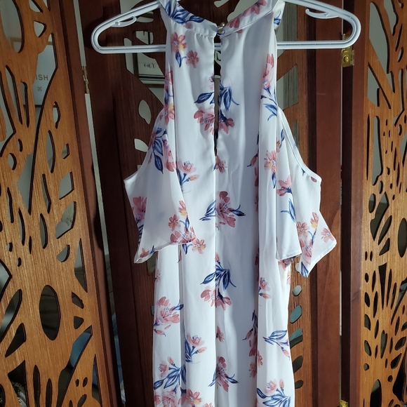 Dress - Picture 4 of 4